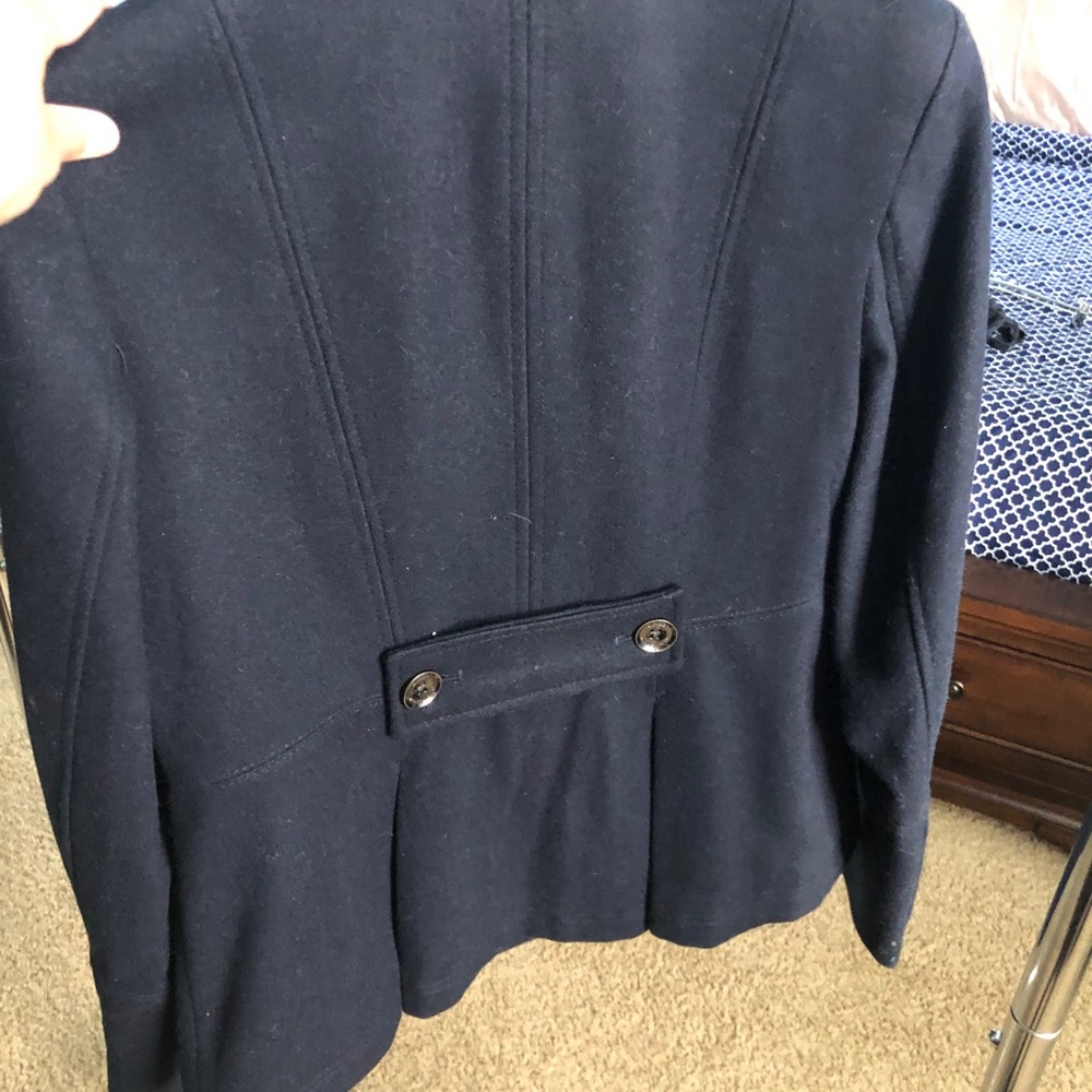 Clothes - Picture 4 of 4